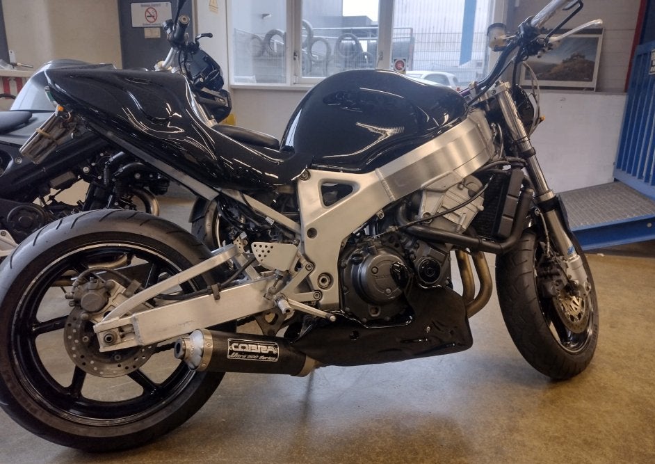 Honda 900RR Streetfighter (voor onderdelen of klusporject), Ophalen, Gebruikt