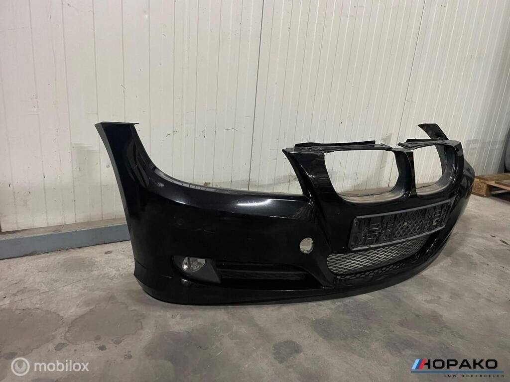 voorbumper LCI zwart| Schwarz 2 / II 668 | BMW E90 E91, Auto-onderdelen, Gebruikt, Voor, Einsteinlaan 5 rijswijk, Bmw