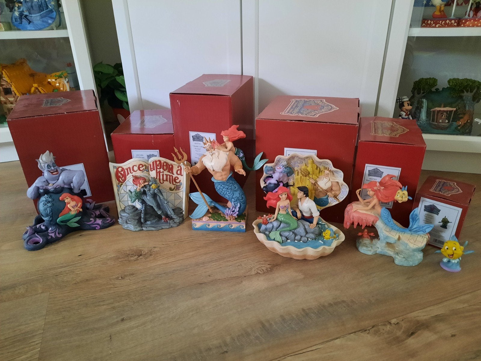 Disney traditions Ariel,  Ursula, Triton en Botje, Ophalen of Verzenden, Zo goed als nieuw, Beeldje of Figuurtje