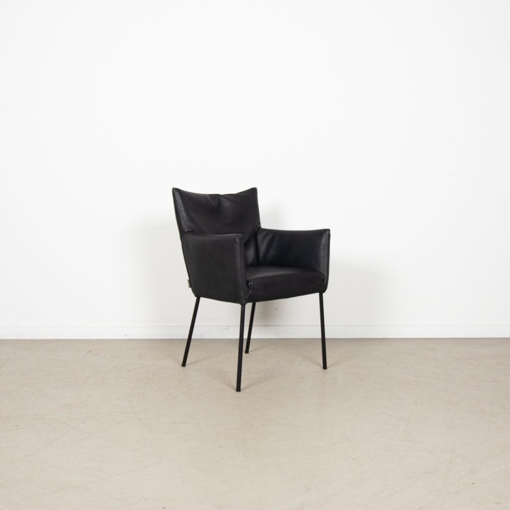 Label Mali Stoel Zwart Leer - Zwart, Huis en Inrichting, Stoelen, Niet ingevuld, Zo goed als nieuw, Niet ingevuld, Niet ingevuld