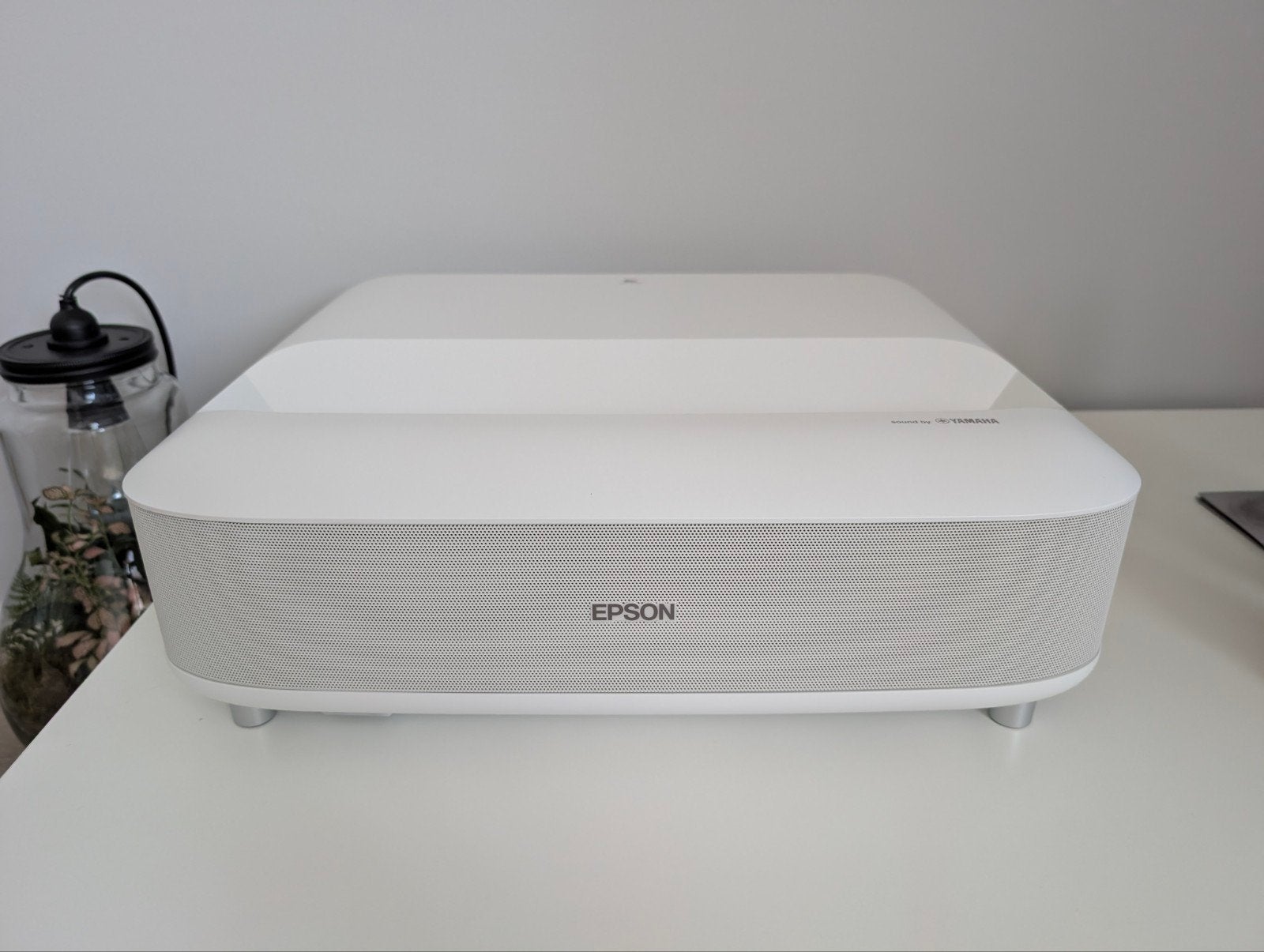 Epson EH-LS650 – 4K HDR UST Laser Beamer – Als Nieuw, Epson, Ophalen of Verzenden, Zo goed als nieuw, LCD