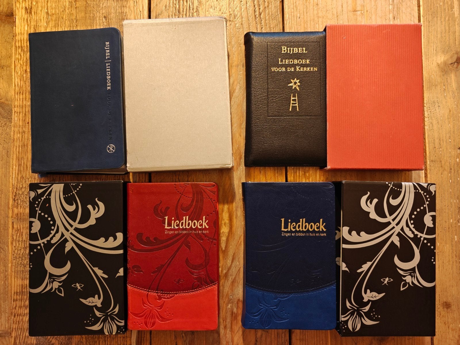 4 X Liedboek / Bijbel., Boeken, Ophalen of Verzenden, Zo goed als nieuw