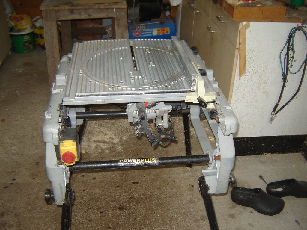 te koop powerplus flipover POWX0760 zaagtafel