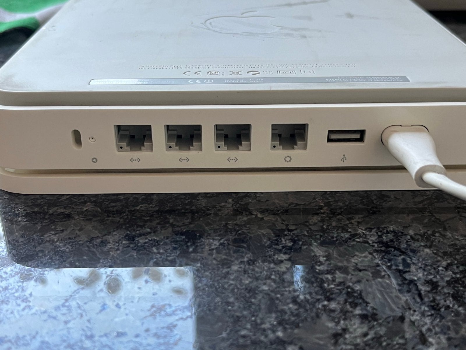 Apple AirPort Time Capsule A1409 2TB (4e generatie), Ophalen of Verzenden, Gebruikt, Router