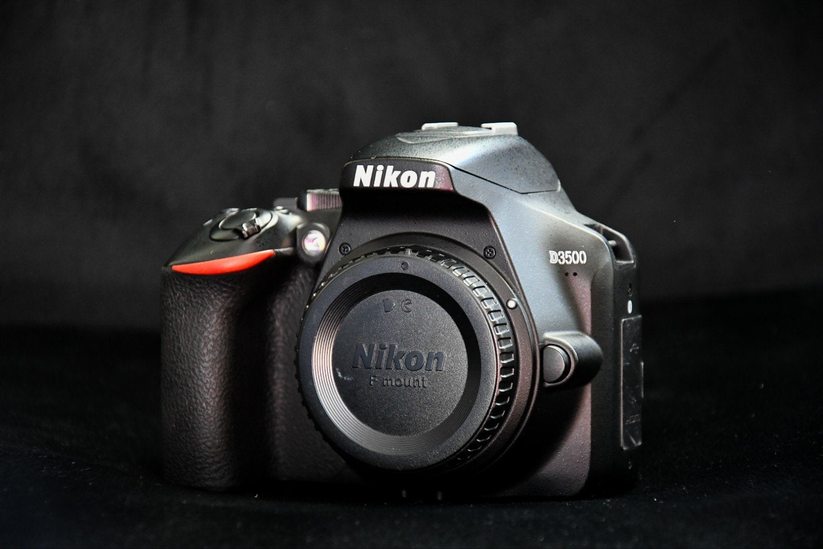Nikon D3500 Spiegelreflexcamera  met lens 18-55mm, Gebruikt, Spiegelreflex, Verzenden, 4 t/m 7 keer