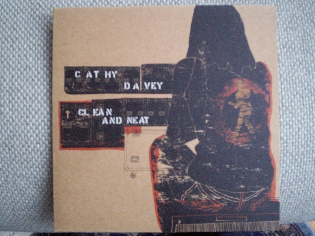 Ruil of koop Cathy Davey Clean and Neat b/w Nervous Twitches, Fotohoes, 7 inch, Ophalen of Verzenden, Zo goed als nieuw