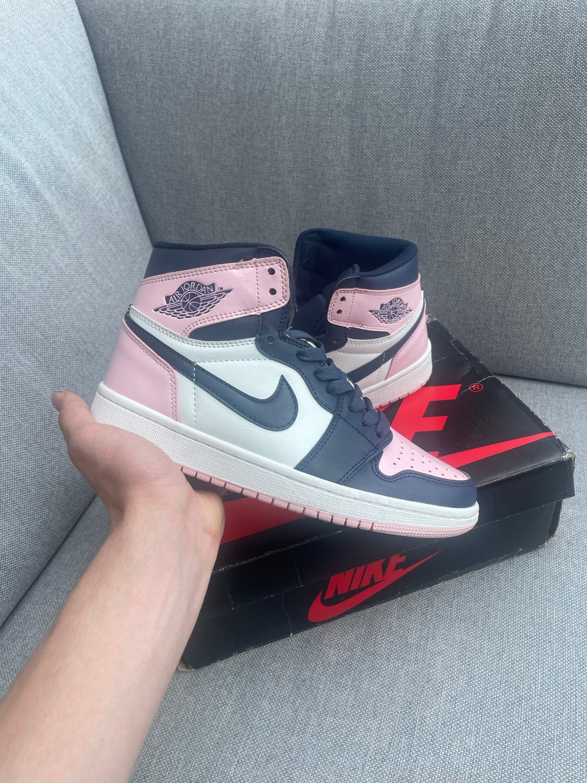 Nike Jordan 1 High OG Bubble Gum Atmosphere Maat 40, Kleding | Dames, Schoenen, Verzenden, Gedragen, Roze, Sneakers of Gympen