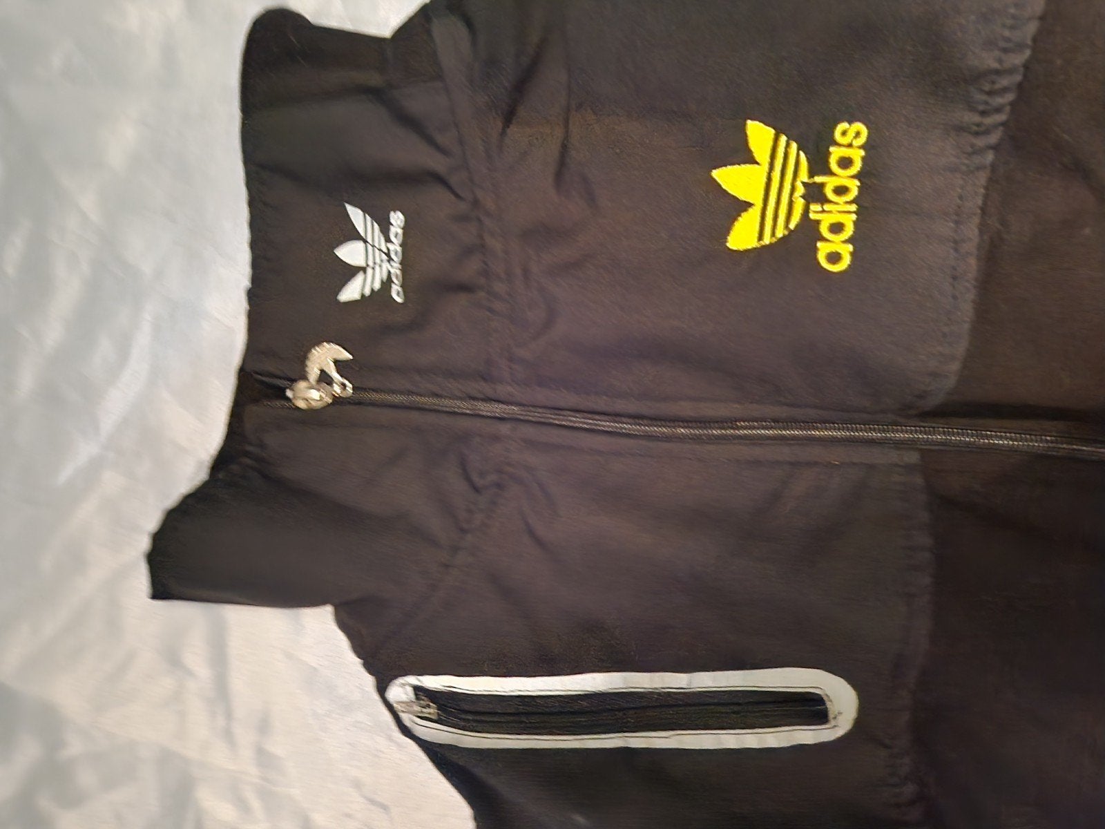 Adidas trainingsjack zwart met gele strepen, Maat 38/40 (M), Adidas, Zwart, Ophalen of Verzenden