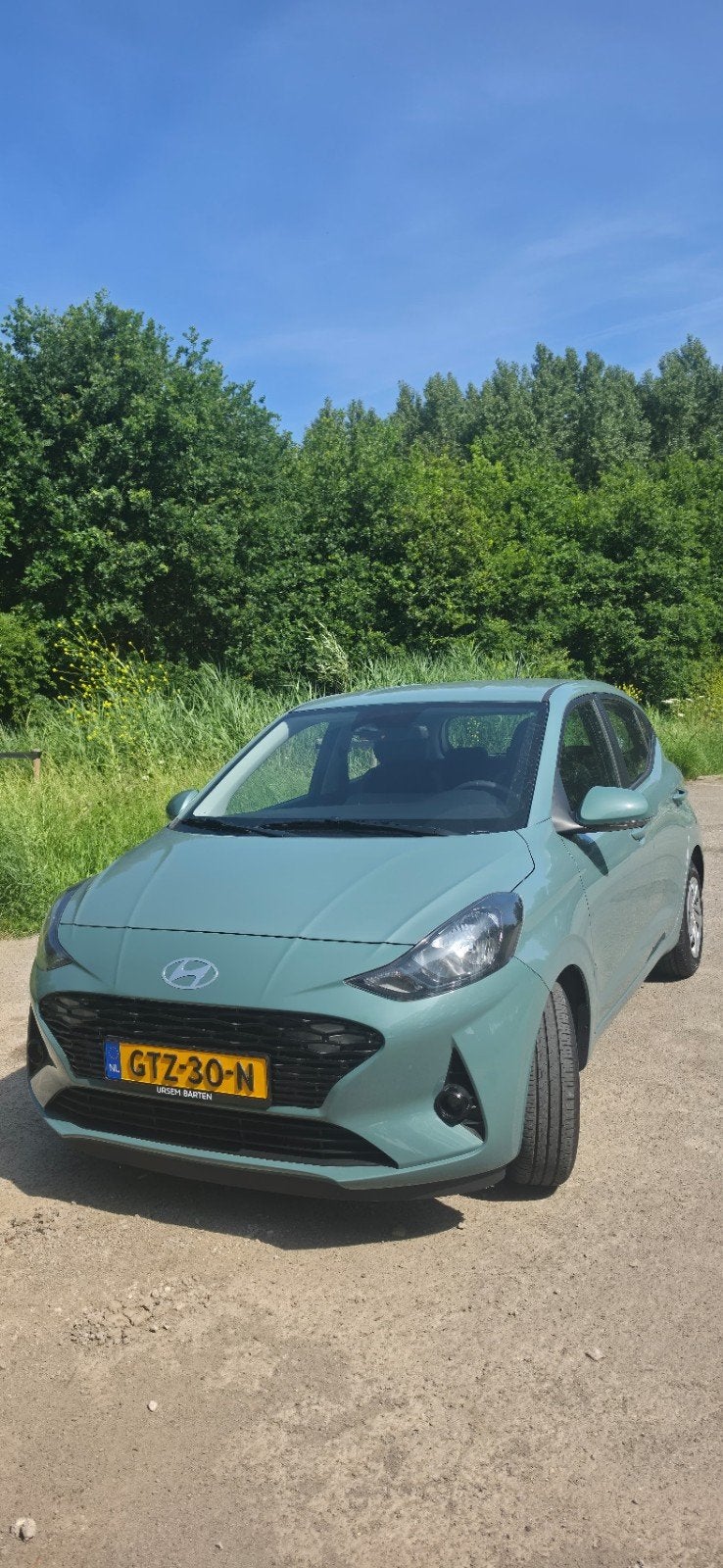 NIEUW Hyundai i10 1.0i 67pk 2024 Groen slechts 80 km!!!, Auto's, Voorwielaandrijving, Stof, Zwart, Origineel Nederlands