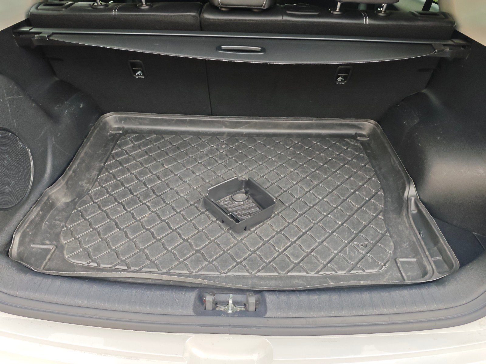 Kofferbakmat en middenconsole organizer voor Kia E-Niro, Auto diversen, Ophalen, Gebruikt