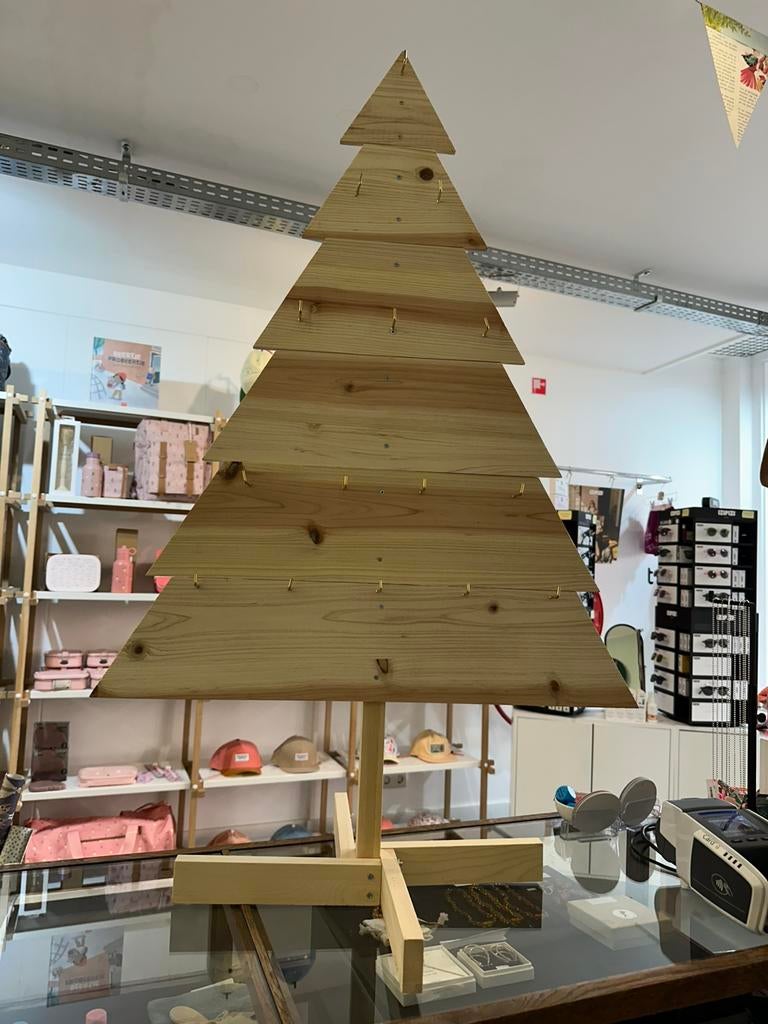 Display houten kerstboom met haakjes 110cm, Ophalen of Verzenden, Zo goed als nieuw