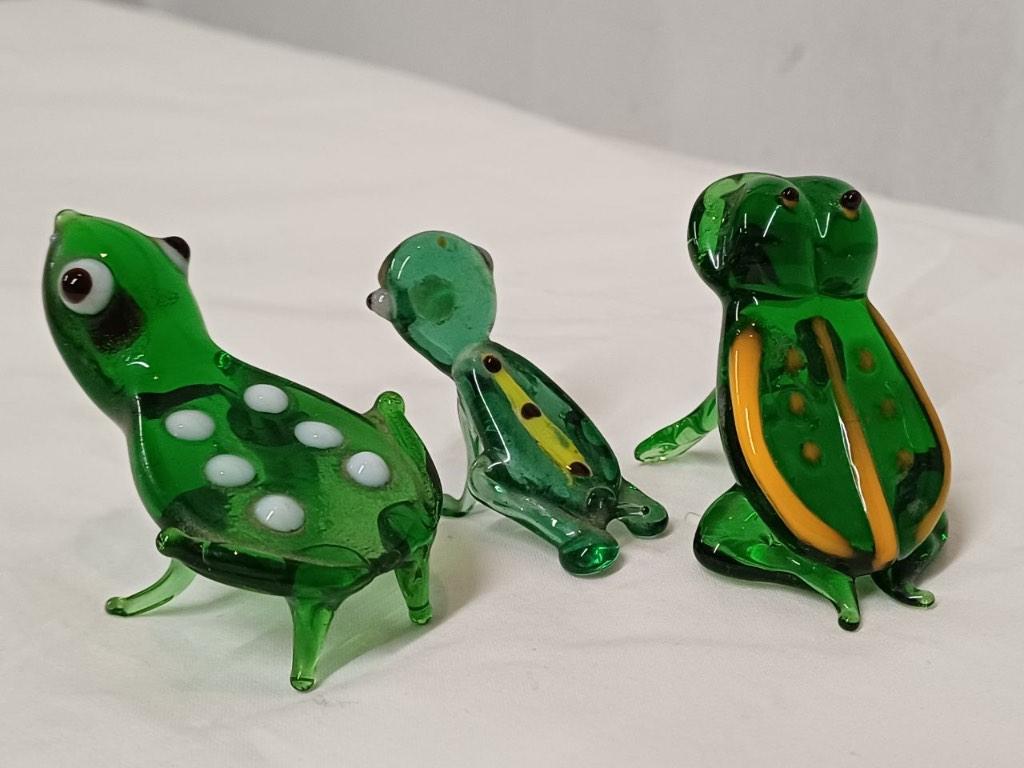 Miniatuur kikkers glas, Ophalen of Verzenden, Zo goed als nieuw, Reptiel of Amfibie, Beeldje of Figuurtje