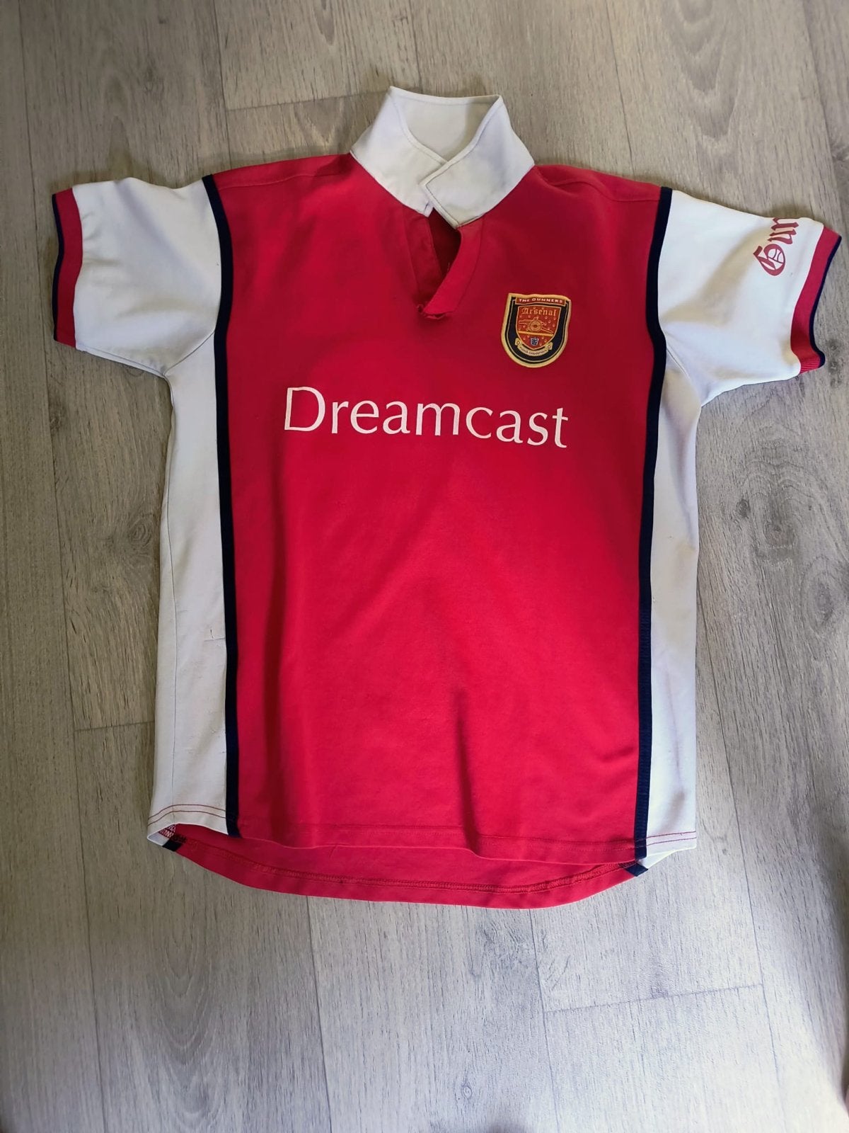 Arsenal Thuisshirt Bergkamp 10 (1999/2000) Dreamcast (Retro), Maat 48/50 (M), Ophalen of Verzenden, Voetbal, Gedragen
