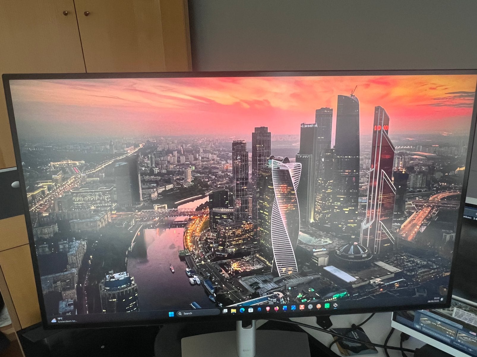 Dell UltraSharp U2722DE 27-inch QHD USB-C Monitor, Gebruikt, IPS, In hoogte verstelbaar, Quad HD (2K)