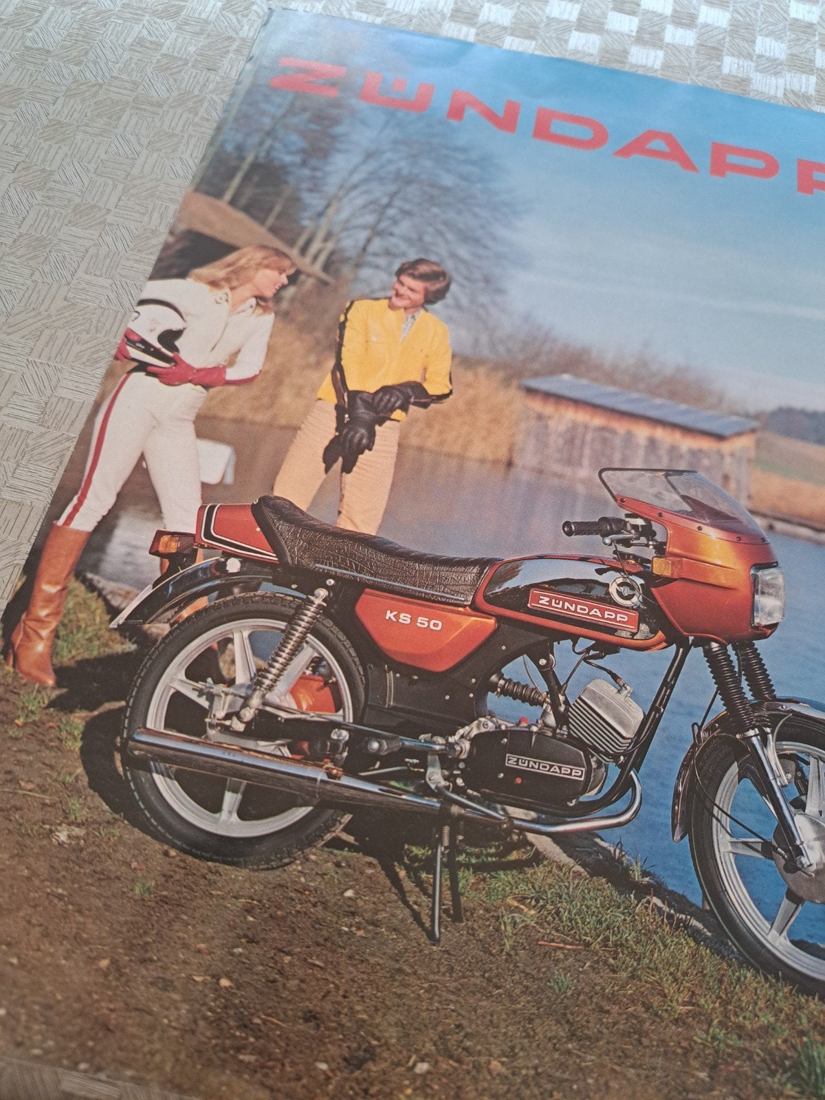 " ZÜNDAPP" Modellen folder, Ophalen of Verzenden