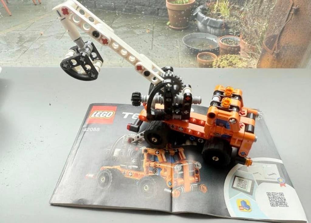 Lego Technic 42088 Hoogwerker, Gebruikt, Lego, Ophalen of Verzenden, Complete set