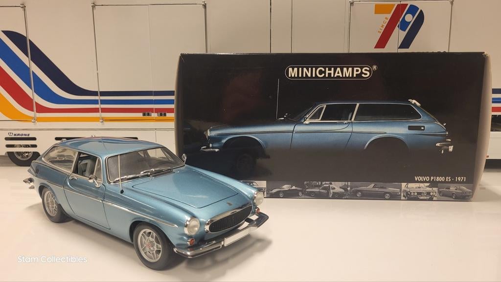 Minichamps Volvo P1800 ES Blue Metallic - 1971, Hobby en Vrije tijd, Modelauto's | 1:18, Gebruikt, Auto, Ophalen of Verzenden