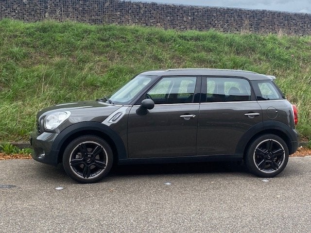 Mini Countryman 1.6 ONE 2013 Grijs 100% goed, nieuwe APK., Auto's, Voorwielaandrijving, Zwart, Leder en Stof, Particulier