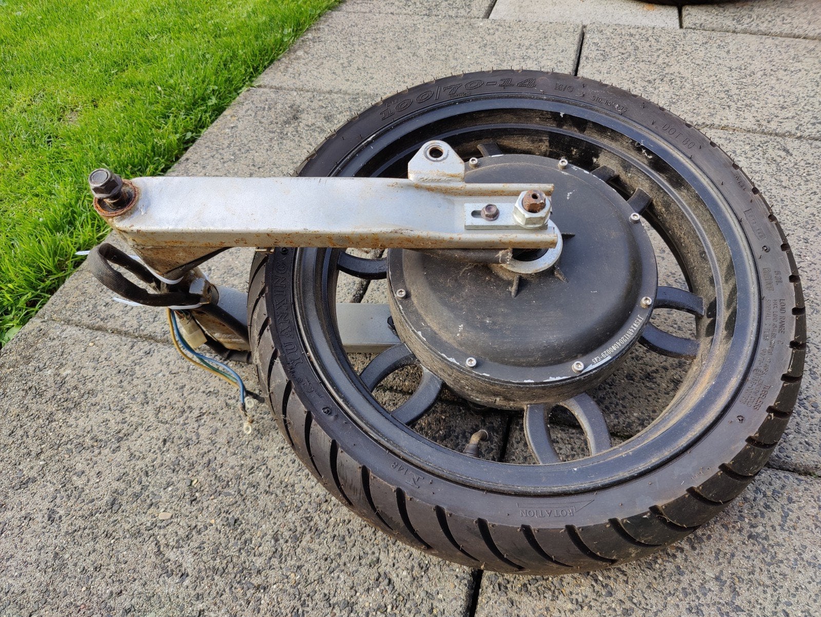 achterwiel met elektrische motor EEEEFUN scooter rem / frame, Ophalen
