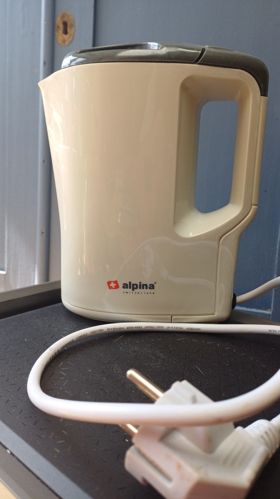 Alpina Waterkoker 1.0L - Compact en RVS verwarmingselement, 1 tot 2 liter, Ophalen of Verzenden, Rvs