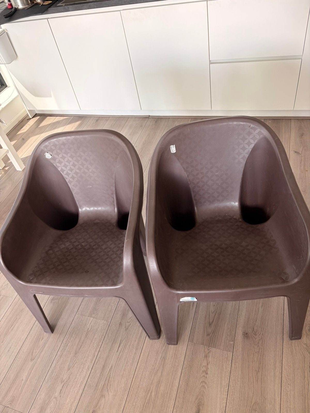 2 Outdoor Garden Chairs - High Quality, Sturdy, Ophalen, Zo goed als nieuw