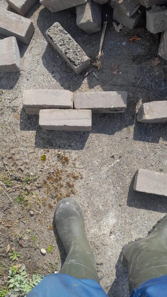 10m2 klinkers, Ophalen, Zo goed als nieuw, Beton, Klinkers
