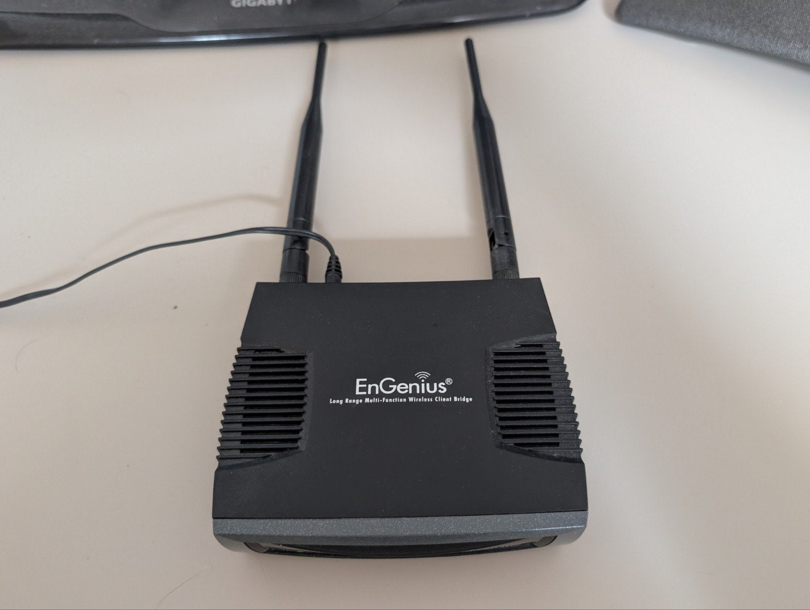 EnGenius ECB300 Multi-function Client Bridge/Router, Ophalen of Verzenden, Gebruikt, Router, EnGenius