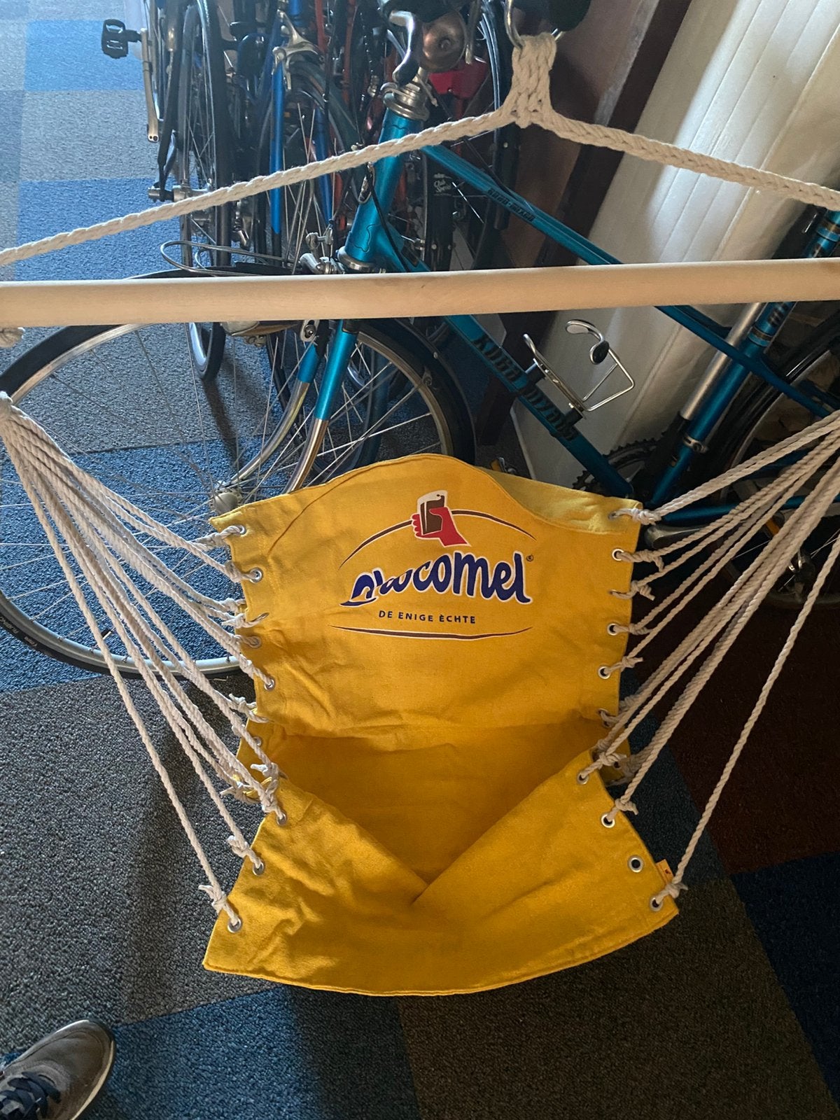 Twee hangstoelen schommels Chocomel stevig, Ophalen of Verzenden, Nieuw, Eenpersoons