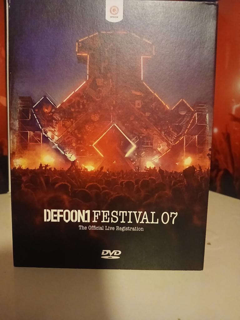 Defqon 1 2007 cd/dvd, Ophalen of Verzenden, Zo goed als nieuw