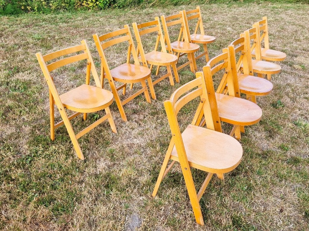10 vintage houten klapstoelen opstapelbaar, Ophalen, Gebruikt, Meubilair
