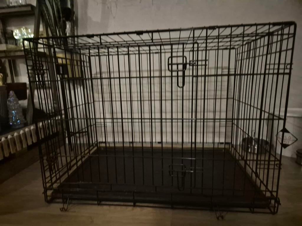 Te koop  grote honden bench, Dieren en Toebehoren, Ophalen, Zo goed als nieuw, 75 tot 110 cm, 65 tot 100 cm
