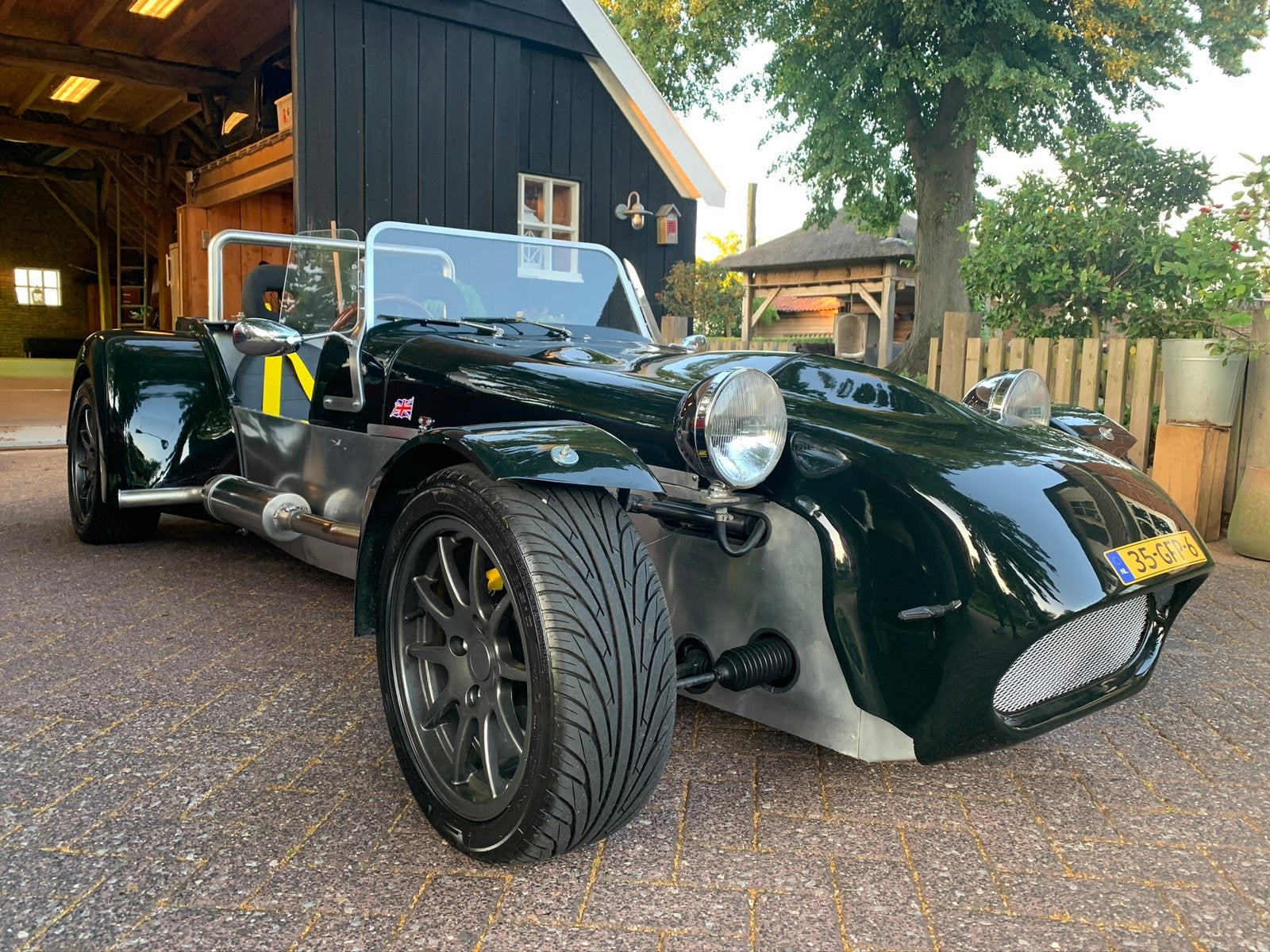 Dutton 1984 Zwart, Achterwielaandrijving, Zwart, 4 cilinders, Cabriolet
