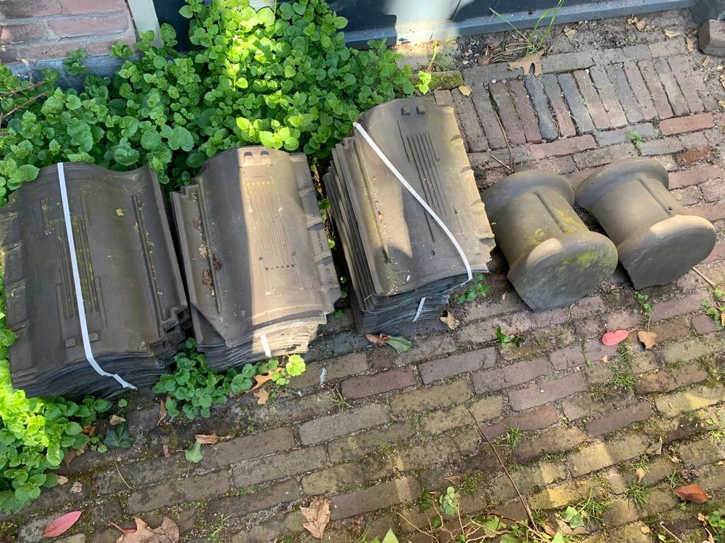 30 nieuwe keramische dakpannen, Doe-het-zelf en Verbouw, Dakpannen en Dakbedekking, Steen of Klei, Nieuw, Ophalen of Verzenden