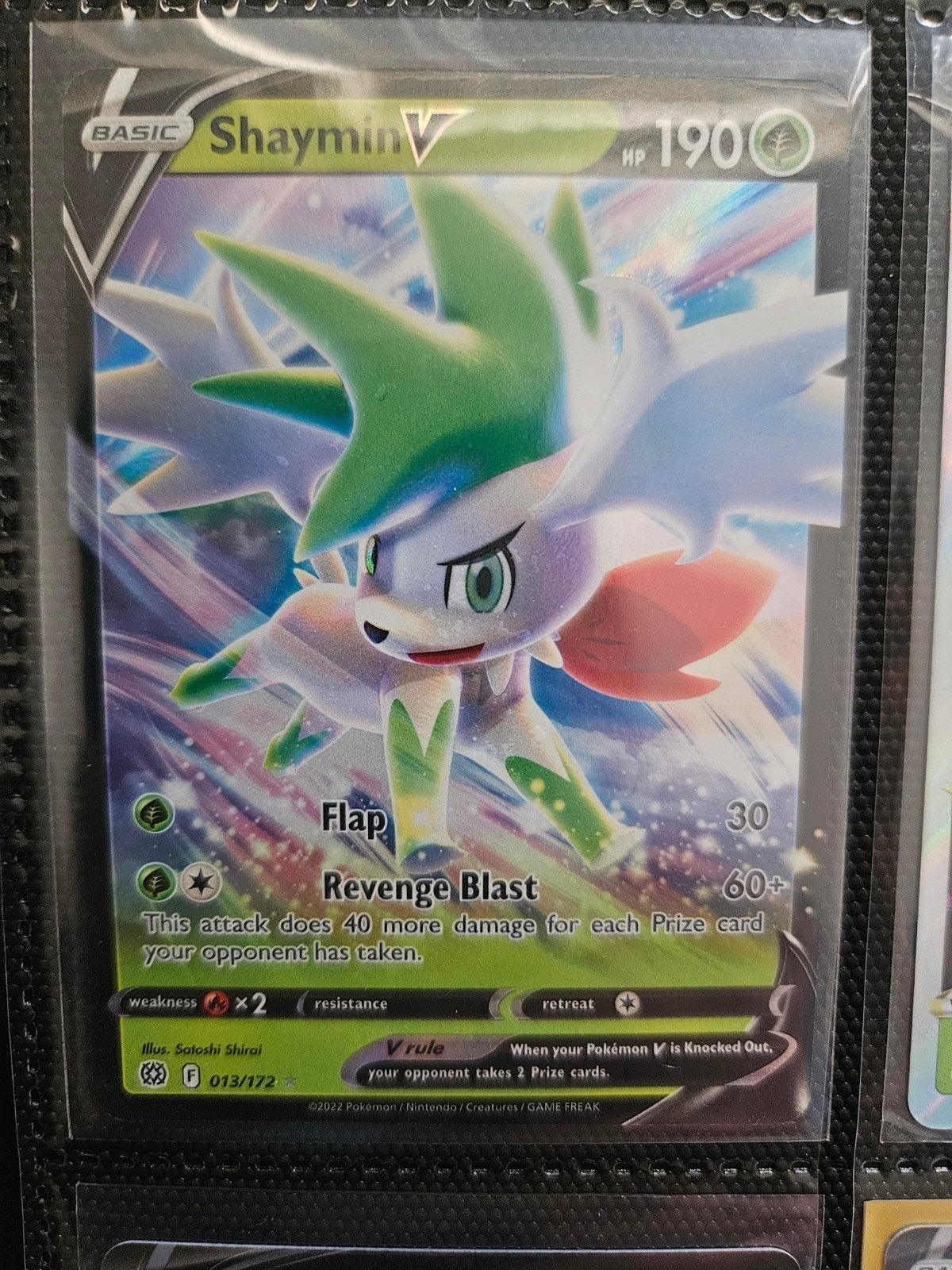 Pokemon Shaymin V 013/172 Brilliant Stars, Ophalen of Verzenden, Zo goed als nieuw, Losse kaart, Foil