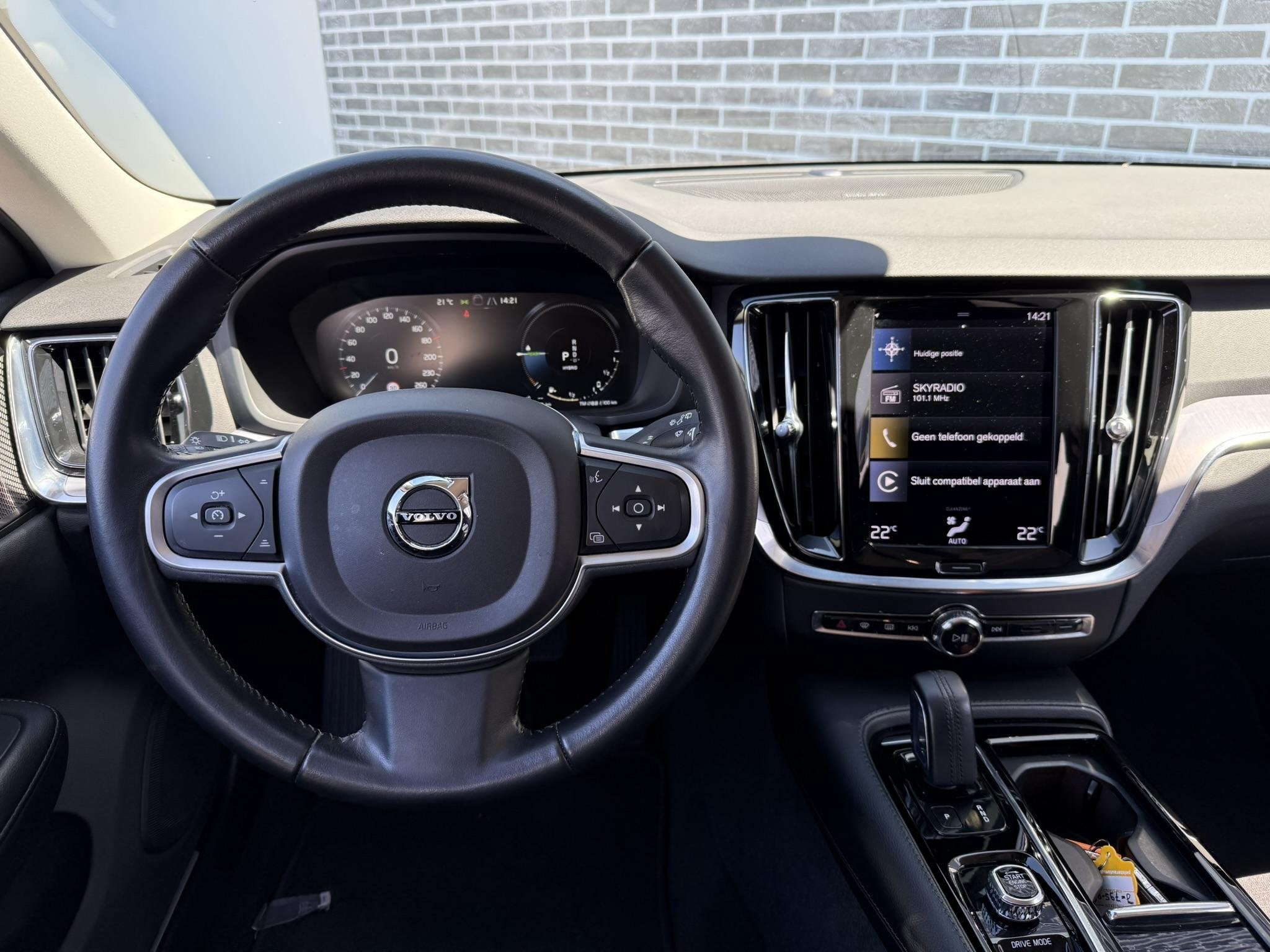 Volvo V60 2.0 T8 Recharge AWD Business Pro | Plug-in Hybrid, Auto's, Stof, Gebruikt, 4 cilinders, Hybride Elektrisch/Benzine