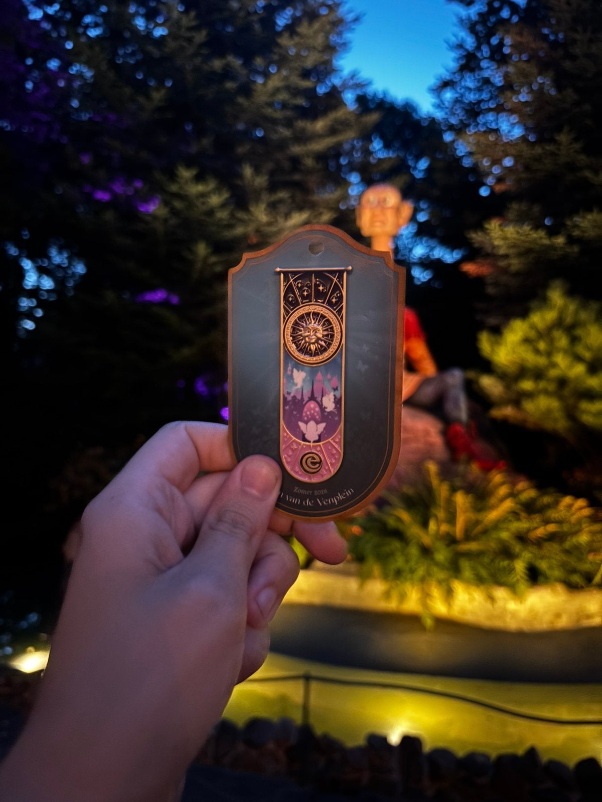 Efteling Zomerpin Marerijk, Ophalen of Verzenden, Zo goed als nieuw, Button of Speldje