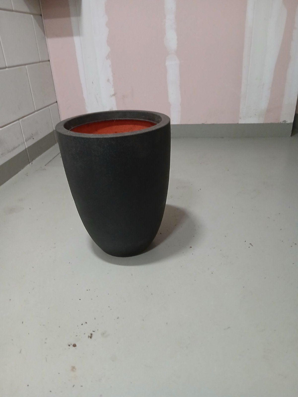 Kunststof pot, Tuin en Terras, Bloempotten, Ophalen, Zo goed als nieuw, Rond, Kunststof