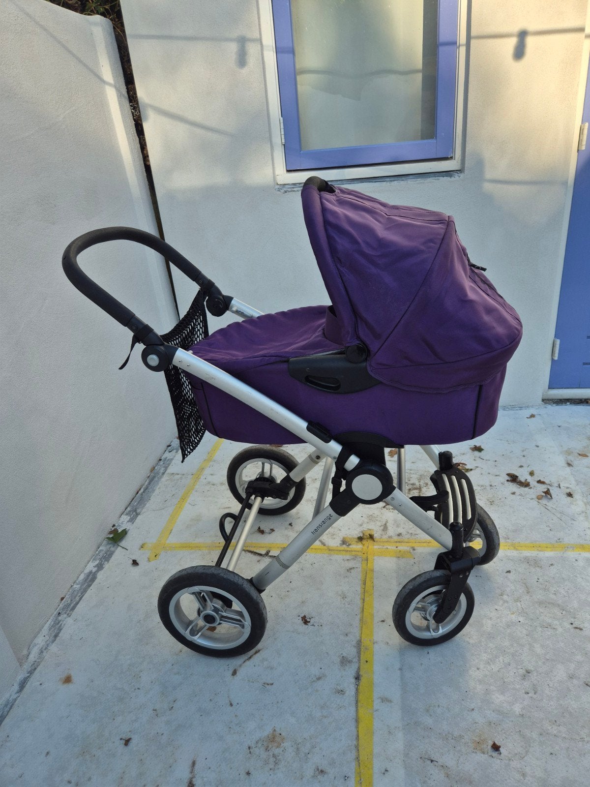 Mutsy Kinderwagen Paars, Ophalen, Gebruikt, Mutsy, Met reiswieg
