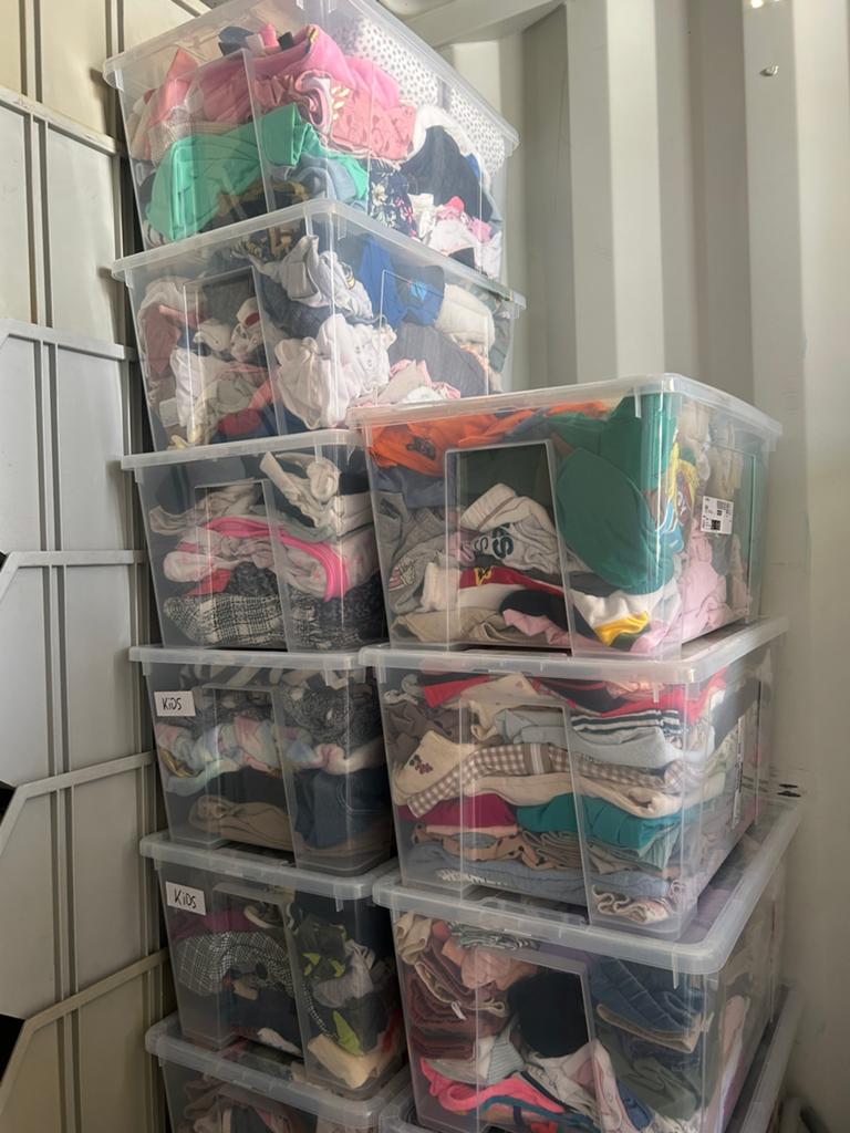 Partij 136KG kinderkleding - Nieuw + Tweedehands, Kinderen en Baby's, ., Overige maten, Ophalen of Verzenden, .