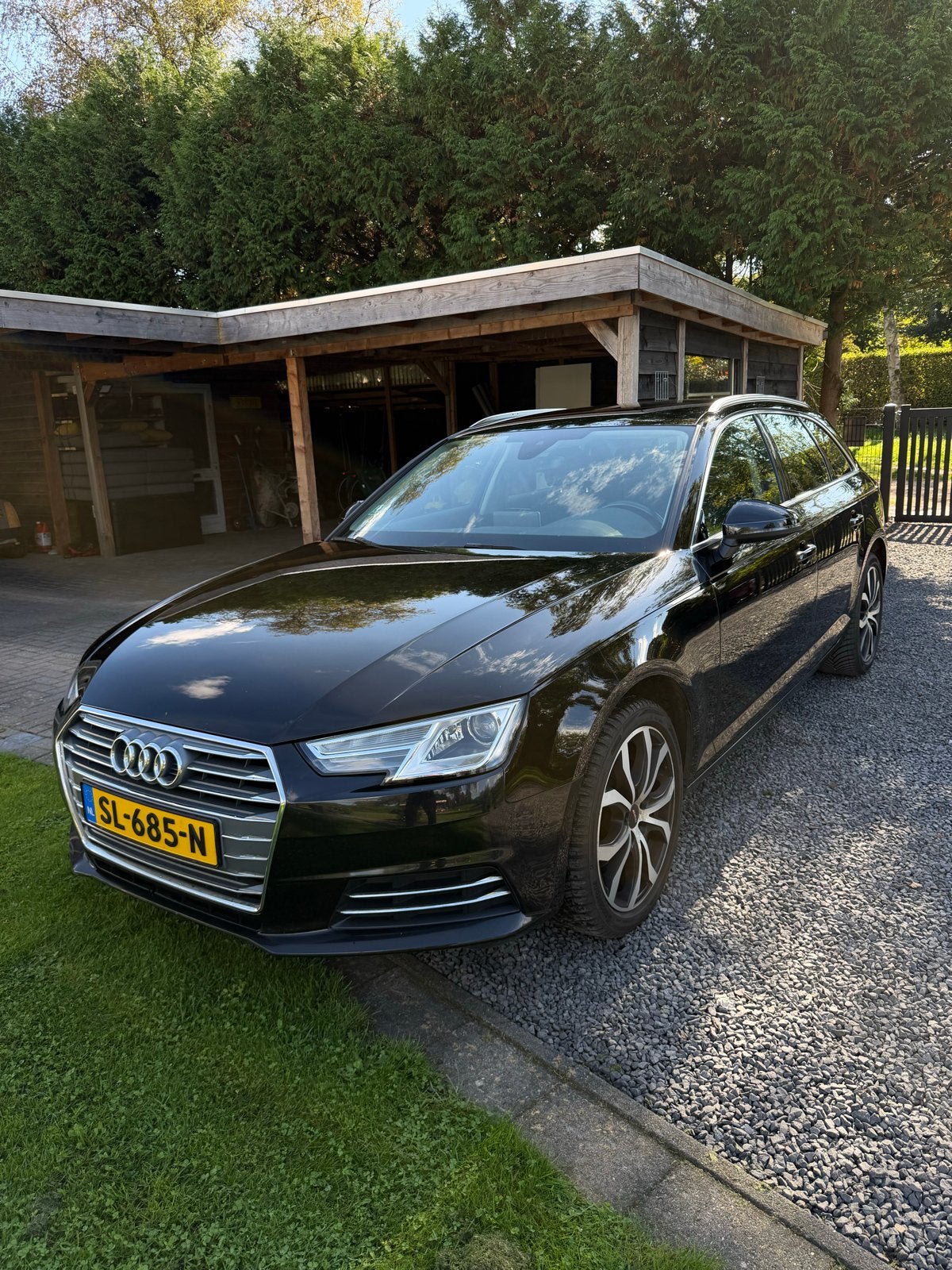 Audi A4 2.0 Tfsi Ultra 140KW AV S-t7 2017 Zwart, Auto's, Stof, 1984 cc, 1435 kg, A4