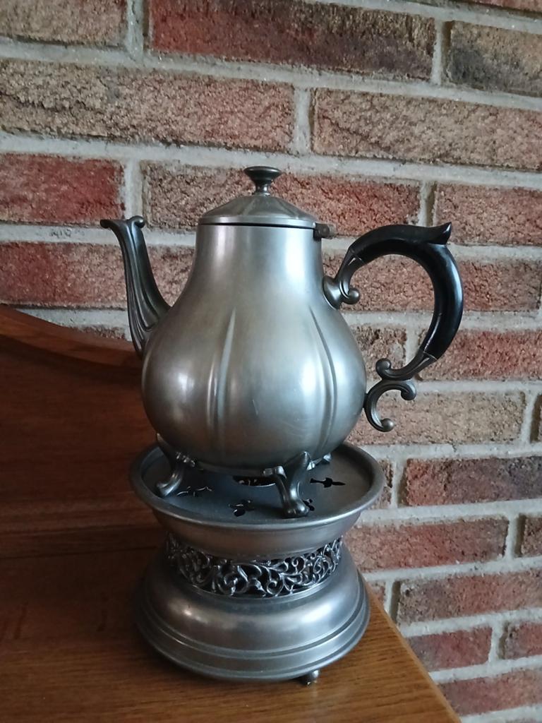 Theepot met warmhoud onderstel Kurz tiel, Antiek en Kunst, Antiek | Tin, Ophalen of Verzenden