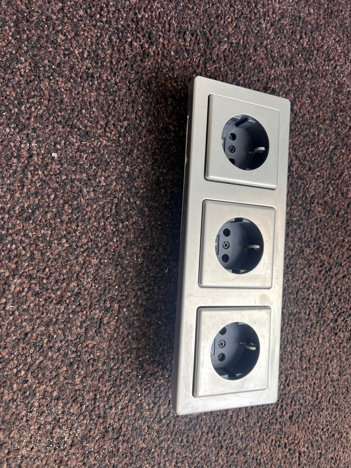 Gira Edelstaal RVS Look Stopcontact - 3-voudig, Ophalen of Verzenden, Gebruikt, Gira, Stopcontact
