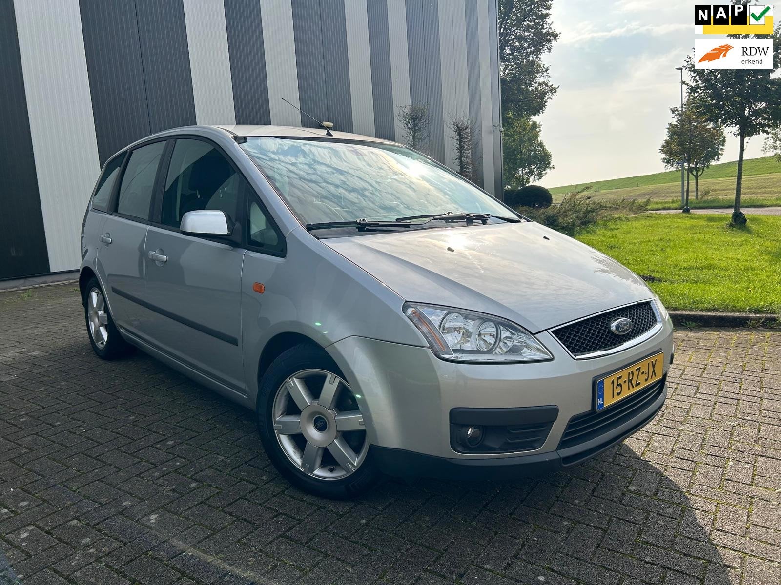 Ford Focus C-Max 1.8-16V Futura Automaat-Airco-Cruise-Trekha, Gebruikt, 700 kg, Origineel Nederlands, Bedrijf