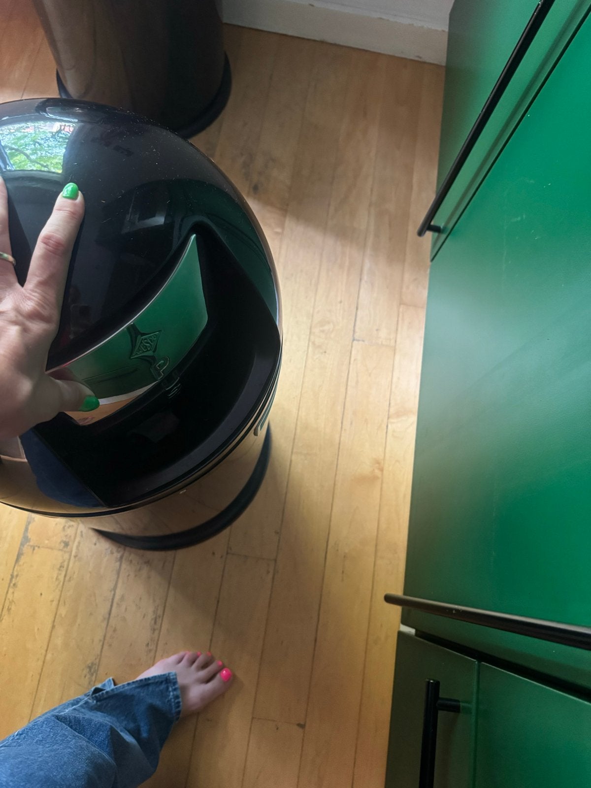 Foto 4 van Wesco Pushboy afvalemmer - Zwart - 2 vakken