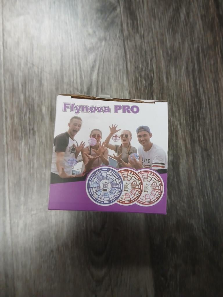Flynova Pro Vliegende Spinner met LED - Nieuw in Verpakking, Ophalen of Verzenden, Nieuw, Jongen of Meisje