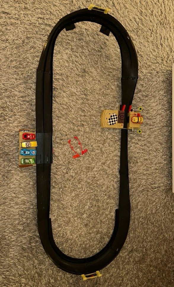 Originele Disney Pixar Cars Racebaan  (Met 4 Auto's!), Overige merken, Racebaan, Ophalen of Verzenden, Zo goed als nieuw