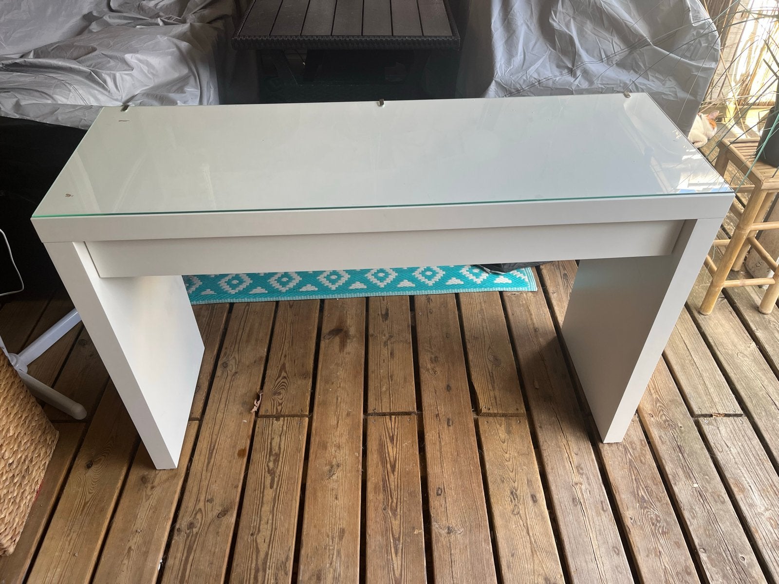 Wit bureau met glazen blad en lade, Huis en Inrichting, Bureaus, Ophalen, Gebruikt, Wit, Glas
