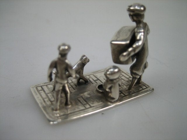 Zilver Hollands miniatuur Man met Aapje en Hond 1983, Verzenden, Zilver