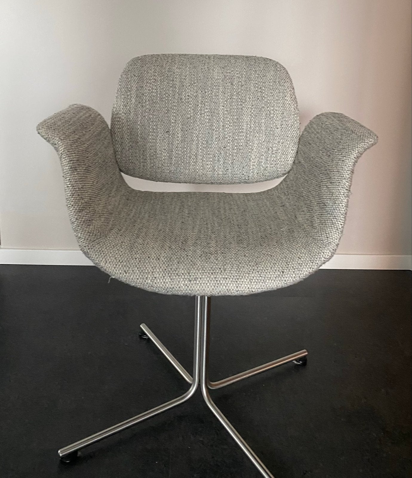 Flamingo stoel 3380 - Stijlvolle en comfortabele stoel, Huis en Inrichting, Gebruikt, Ophalen of Verzenden, Eén, Stof