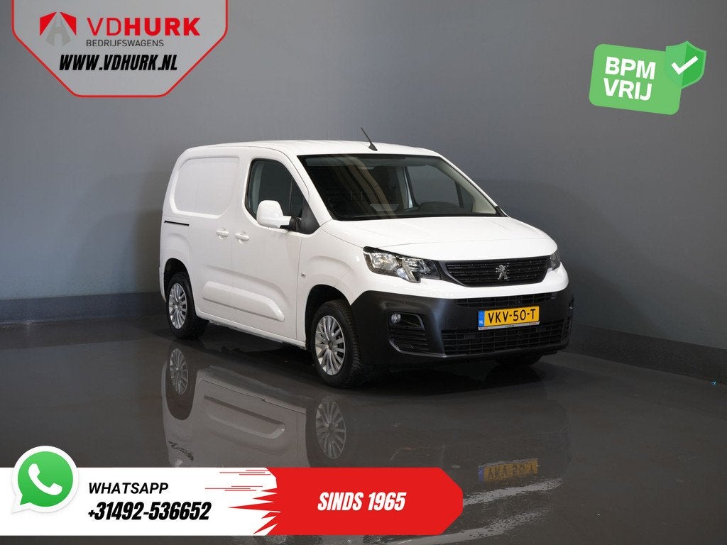 Peugeot Partner 1.5 HDI Carplay/ 3Pers/ Airco/ Cruise/ PDC/, Voorwielaandrijving, Stof, Gebruikt, 4 cilinders